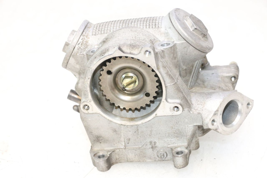 photo de CULATA YAMAHA YP MAJESTY 125 (2007 - 2010) - Primer plano técnico