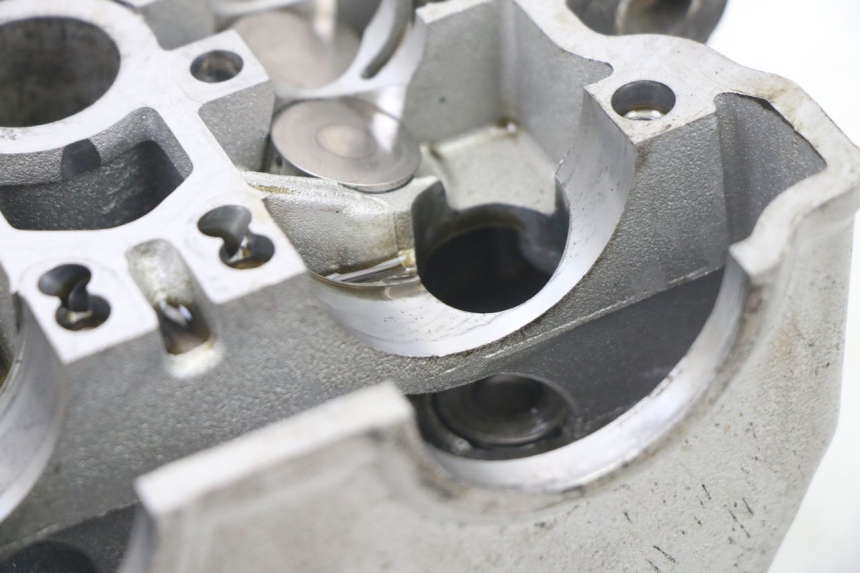 photo de CULATA YAMAHA YZ-F YZF 250 (2007 - 2013) - Características distintivas