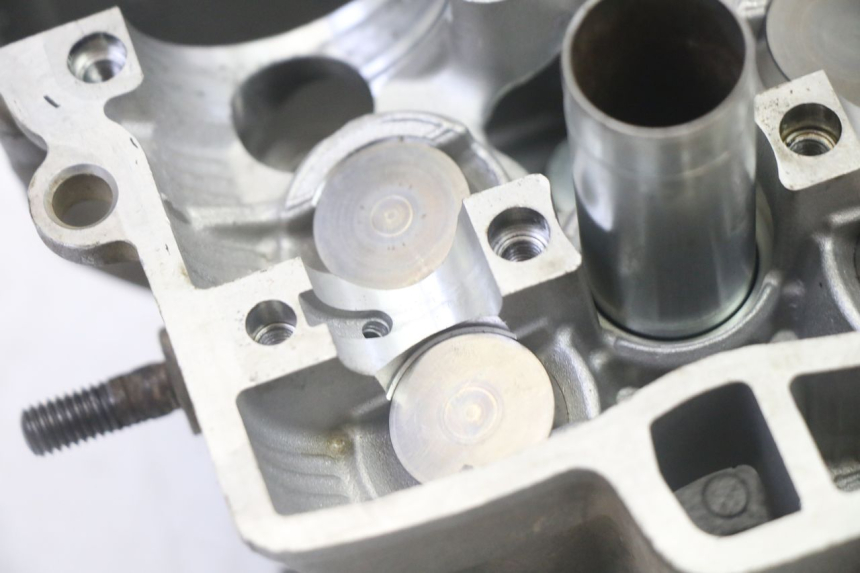 photo de CULATA YAMAHA YZ-F YZF 250 (2014 - 2018) - Perfil de la pieza de repuesto