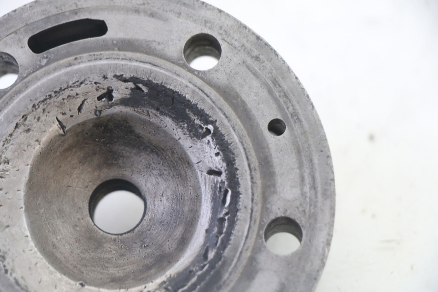 photo de CULATA YAMAHA YZ 125 (1998 - 2005) - Primer plano técnico