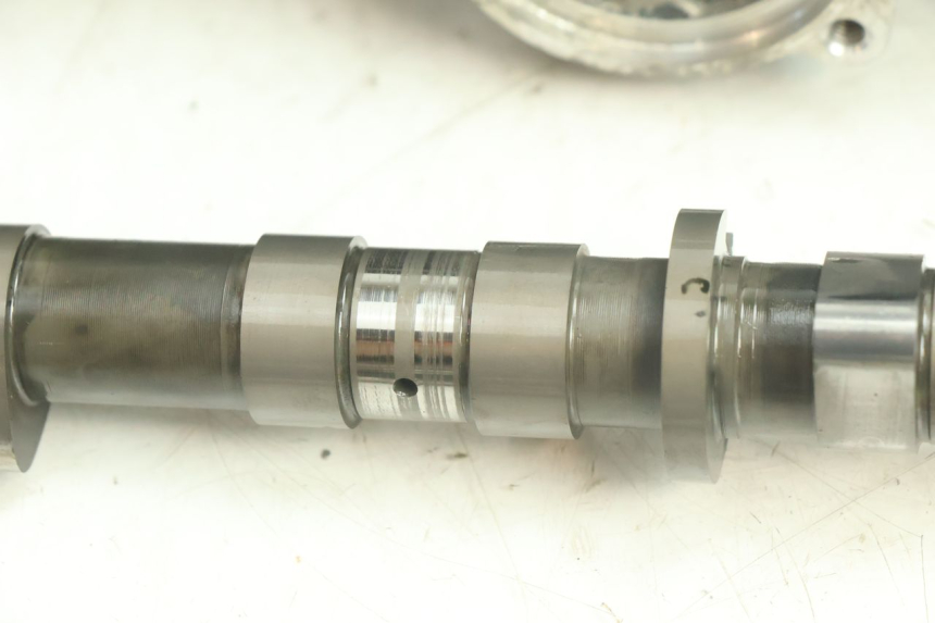 photo de CULATA YAMAHA YZF R6 600 (2008 - 2009) - Primer plano técnico