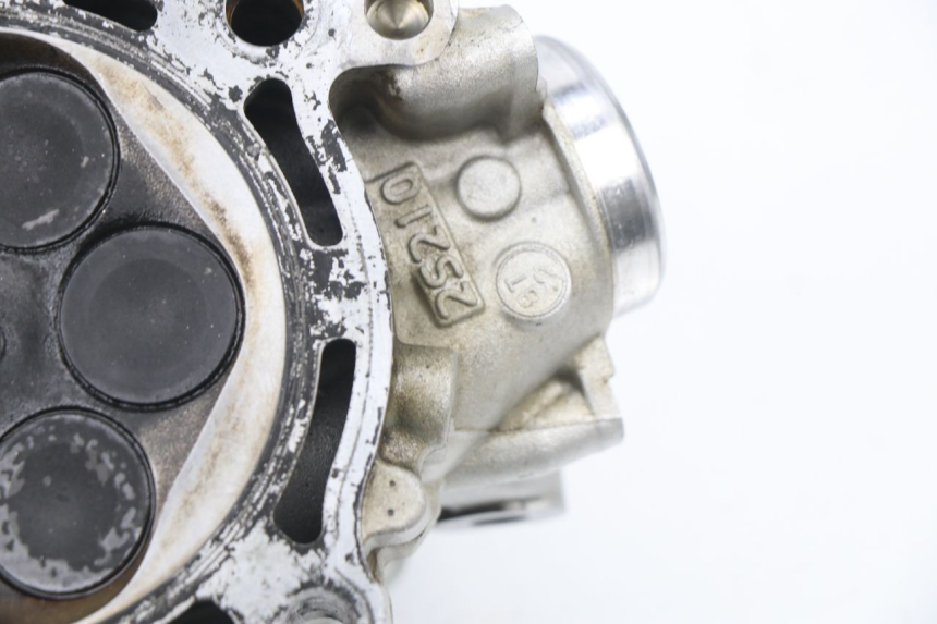 photo de CULATA YAMAHA YZF YZ-F 450 (2006 - 2009) - Otra perspectiva