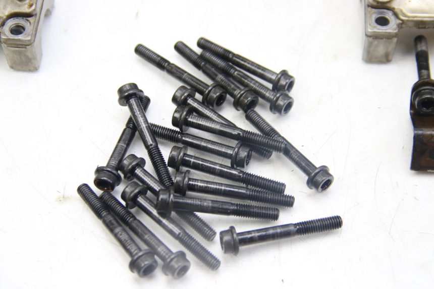 photo de CULATA KAWASAKI Z ABS 1000 (2014 - 2020) - Ángulo de visión alternativo