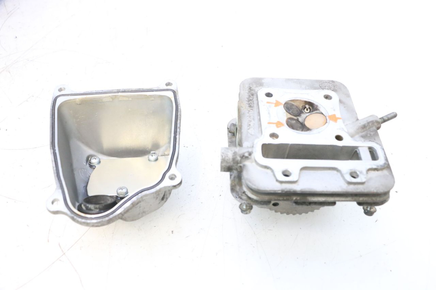 photo de CULATA PIAGGIO ZIP 4T 50 (2018 - 2020) - Primer plano técnico