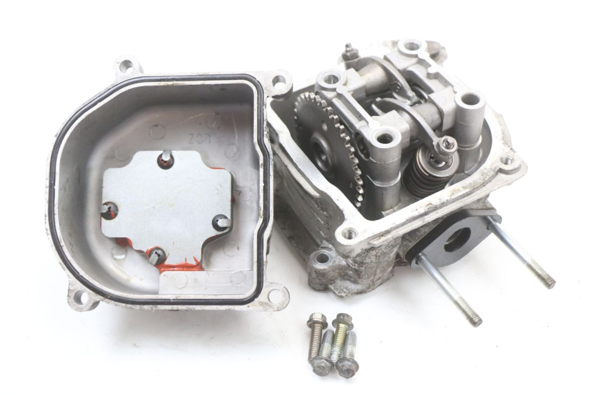 photo de CULATA UNIVERSAL BIKE ZN50QT-11B 50 (2018 - 2021) - Vista principal