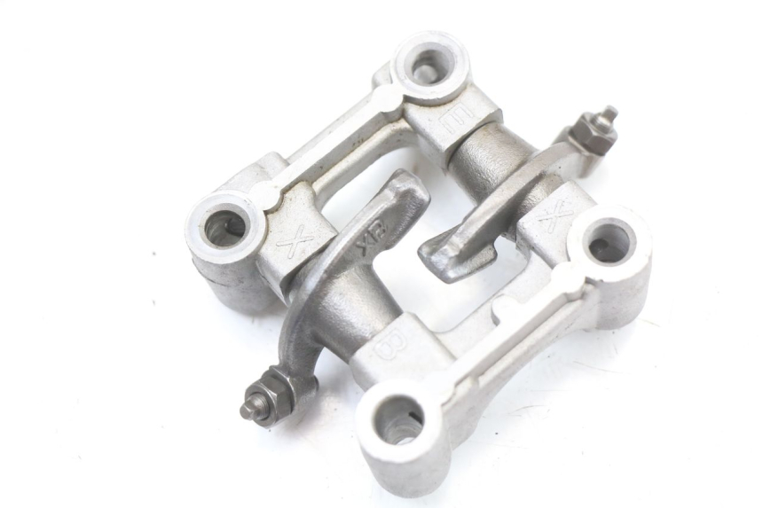 photo de CULATA UNIVERSAL BIKE ZN50QT-11B 50 (2018 - 2021) - Características distintivas