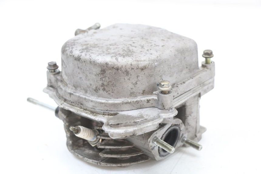 photo de CULATA UNIVERSAL BIKE ZN50QT-11B 50 (2018 - 2021) - Zoom estado de uso