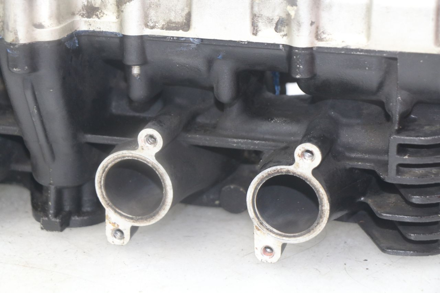 photo de CULATA KAWASAKI ZR7 ZR-7 S 750 (1999 - 2004) - Características distintivas