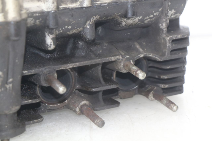 photo de CULATA KAWASAKI ZR7 ZR-7 S 750 (1999 - 2004) - Inspección visual detallada