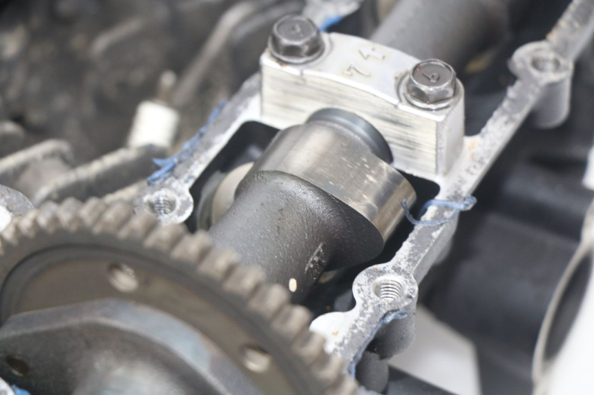 photo de CULATA KAWASAKI ZR7 ZR-7 S 750 (1999 - 2004) - Otra perspectiva