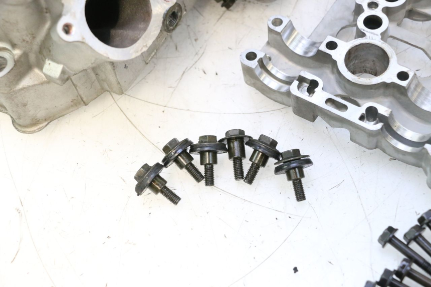 photo de CULATA KAWASAKI ZX-6R ZX6R 600 (2000 - 2002) - Marcados y referencias originales