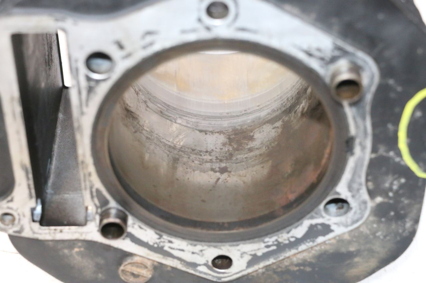 photo de CILINDRO SUZUKI DR S 600 (1985 - 1989) - Marcados y referencias originales