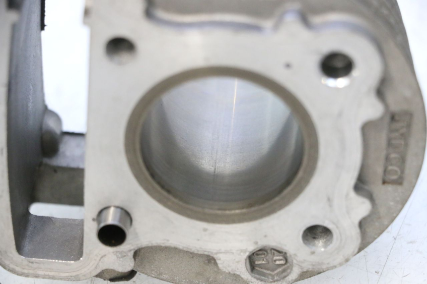 photo de CILINDRO JM MOTORS EVOLIS 4T 50 (2018 - 2022) - Otra perspectiva