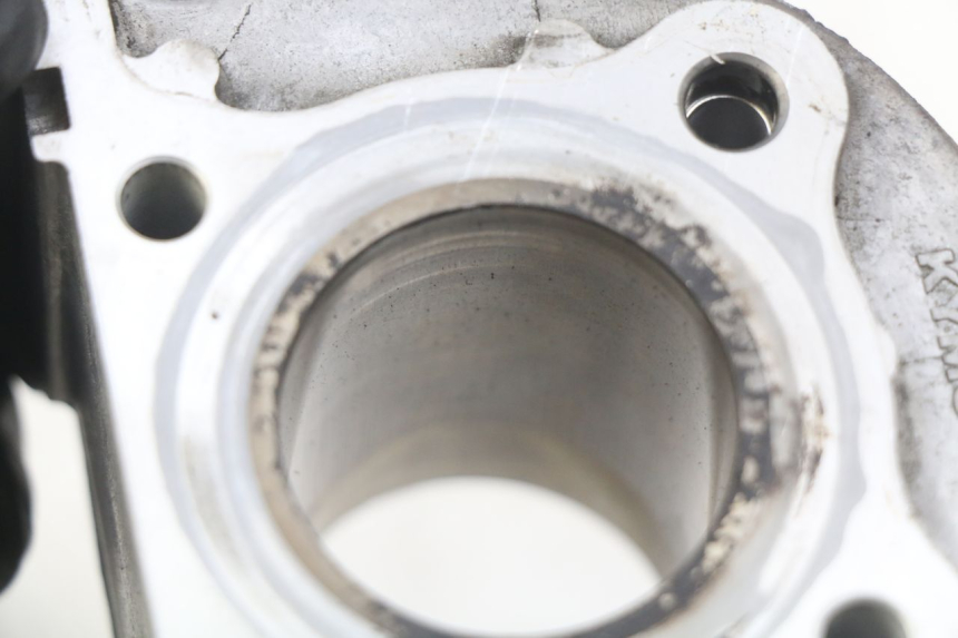 photo de CILINDRO PISTÓN KYMCO AGILITY 16+ 4T 50 (2018 - 2023) - Otra perspectiva