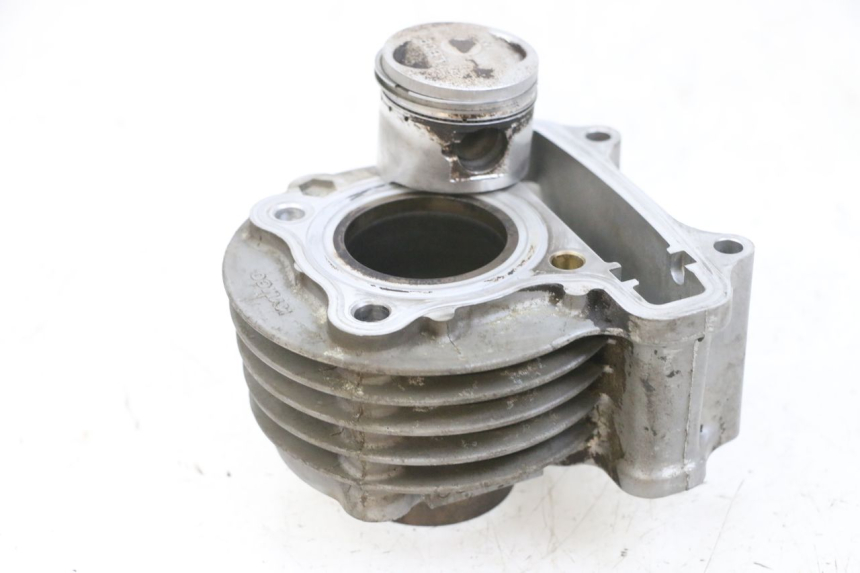 photo de CILINDRO PISTÓN KYMCO AGILITY 16+ 4T 50 (2018 - 2023) - Vista principal