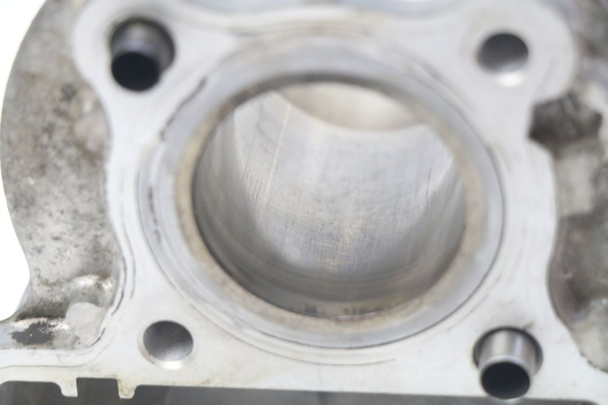 photo de CILINDRO PISTÓN KYMCO AGILITY 4T 50 (2005 - 2018) - Otra perspectiva