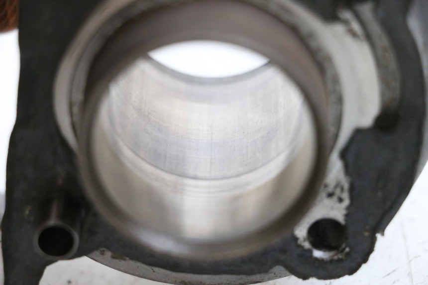 photo de CILINDRO PISTÓN KYMCO AGILITY 4T 50 (2005 - 2018) - Otra perspectiva