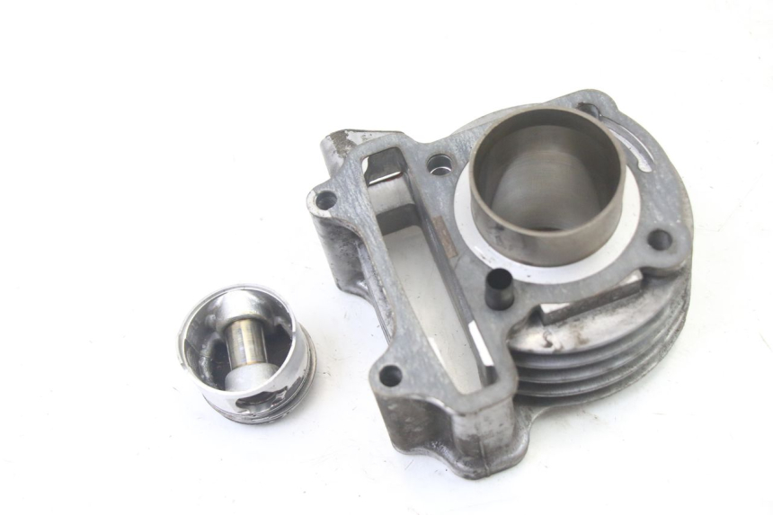 photo de CILINDRO PISTÓN KYMCO AGILITY 4T 50 (2018 - 2022) - Otra perspectiva