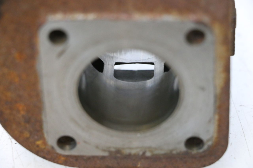 photo de CILINDRO PISTON KYMCO AGILITY FR 2T 50 (2012 - 2017) - Detalles de los puntos de fijación