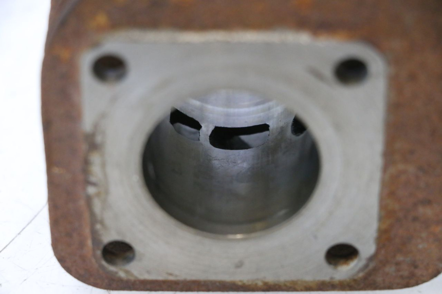 photo de CILINDRO PISTON KYMCO AGILITY FR 2T 50 (2012 - 2017) - Estado de la superficie y material