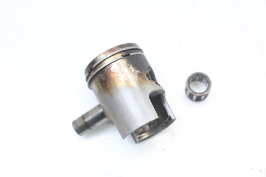 photo de CILINDRO PISTON APRILIA SR MOTARD 50 (2012 - 2018) - Estado de la superficie y material
