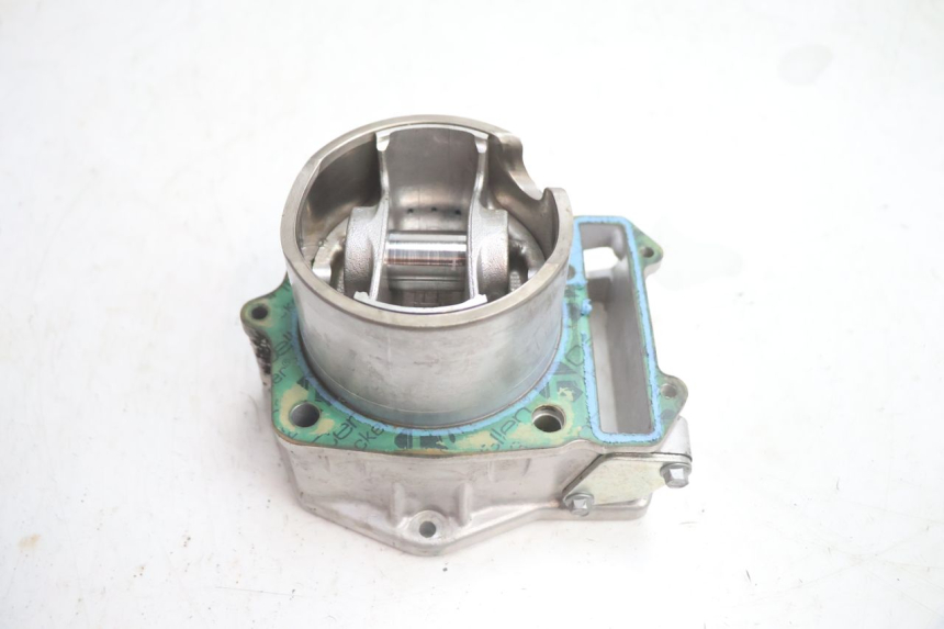 photo de CILINDRO Y PISTÓN TRASERO GILERA GP 800 (2007 - 2013) - Estado de la superficie y material