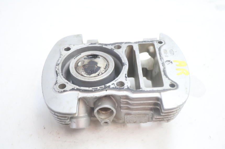 photo de CILINDRO Y PISTÓN TRASERO HONDA XLV VARADERO 125 (2007 - 2012) - Primer plano técnico