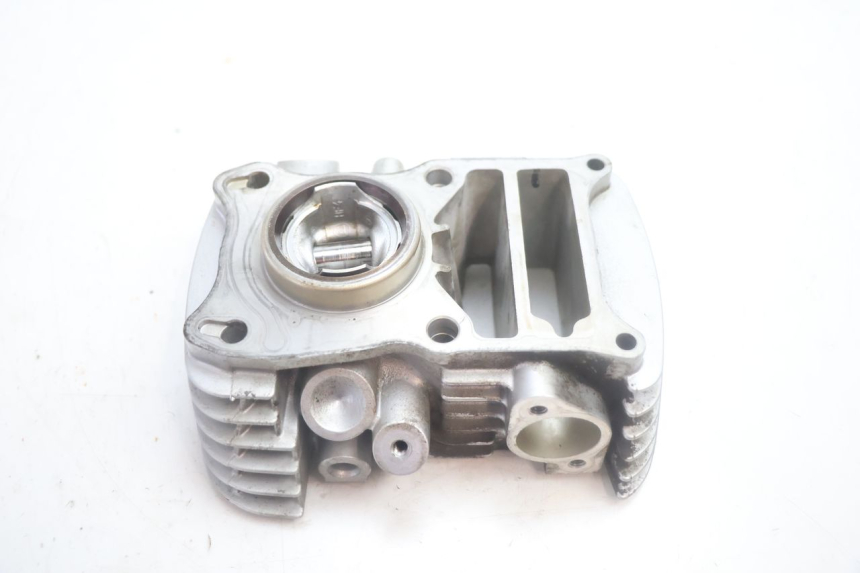 photo de CILINDRO Y PISTÓN TRASERO HONDA XLV VARADERO 125 (2007 - 2012) - Vista general del producto