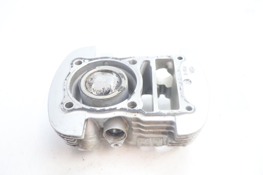 photo de CILINDRO Y PISTÓN DELANTERO HONDA XLV VARADERO 125 (2007 - 2012) - Otra perspectiva