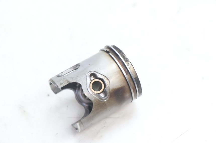 photo de CILINDRO PISTON MBK BOOSTER SPIRIT 50 (1996 - 1999) - Zoom sobre los componentes
