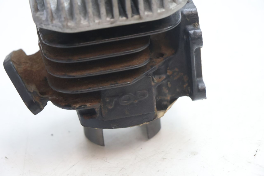 photo de CILINDRO PISTON MBK BOOSTER SPIRIT 50 (1996 - 1999) - Primer plano técnico