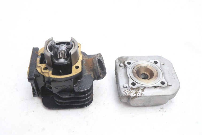 photo de CILINDRO PISTON MBK BOOSTER SPIRIT 50 (1996 - 1999) - Estado de la superficie y material