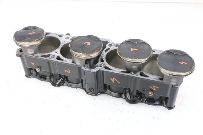 photo de CILINDRO PISTON MV AGUSTA BRUTALE R WALLY 910 (2008 - 2008) - Vista principal