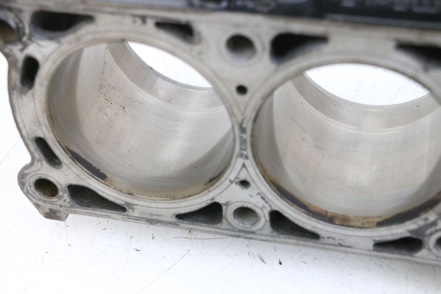 photo de CILINDRO PISTON MV AGUSTA BRUTALE R WALLY 910 (2008 - 2008) - Zoom estado de uso