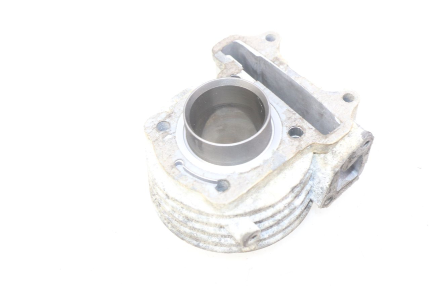 photo de CILINDRO PISTÓN BAOTIAN BT 50 QT-12 50 (2007 - 2009) - Detalles de los puntos de fijación