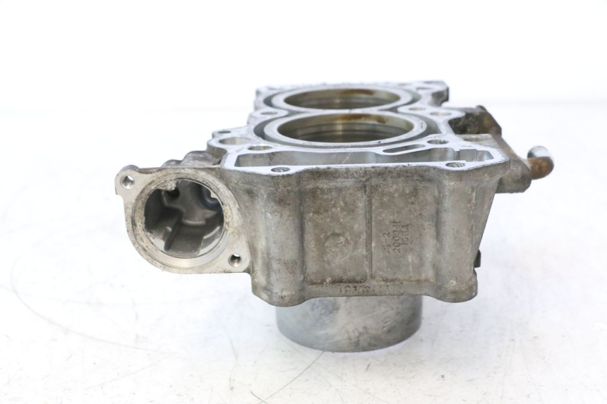 photo de CILINDRO PISTON SUZUKI BURGMAN EXECUTIVE ABS 650 (2006 - 2012) - Primer plano de alta resolución