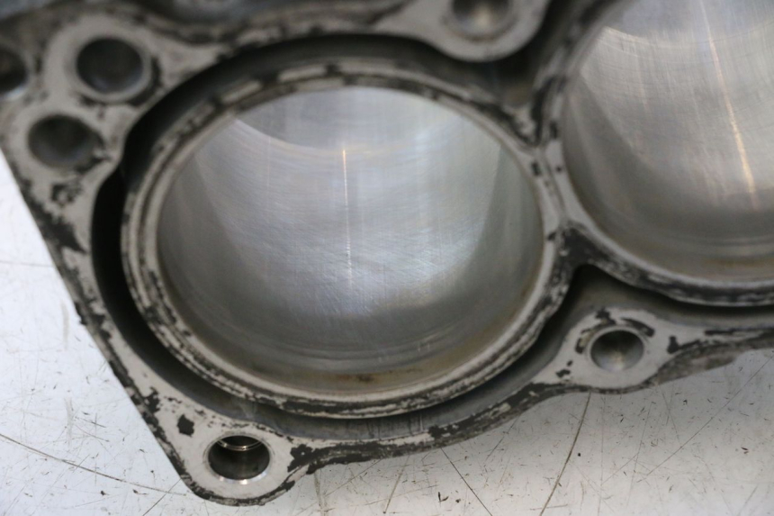 photo de CILINDRO PISTON SUZUKI BURGMAN EXECUTIVE ABS 650 (2006 - 2012) - Estado de la superficie y material
