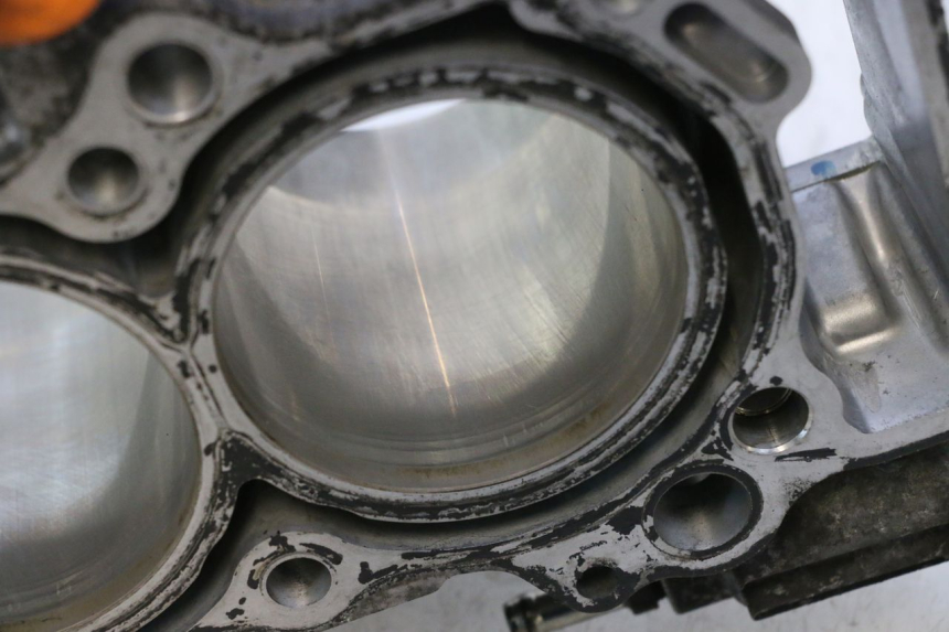 photo de CILINDRO PISTON SUZUKI BURGMAN EXECUTIVE ABS 650 (2006 - 2012) - Recambio usado revisado