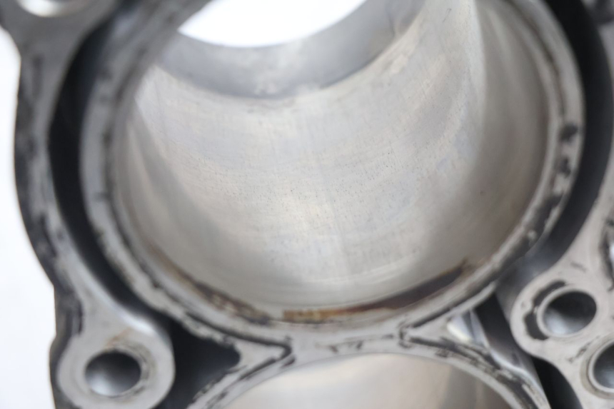 photo de CILINDRO PISTON SUZUKI BURGMAN EXECUTIVE ABS 650 (2006 - 2012) - Foto de producto adicional