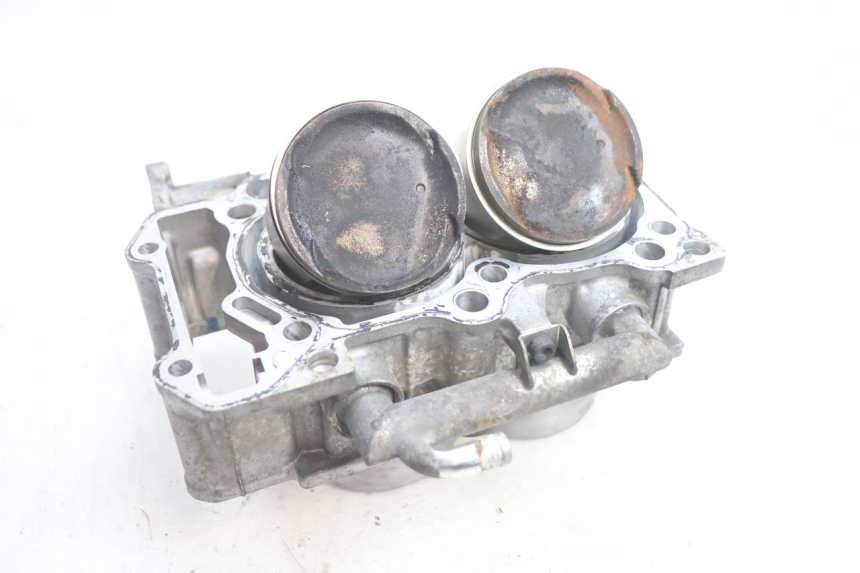 photo de CILINDRO PISTON SUZUKI BURGMAN EXECUTIVE ABS 650 (2006 - 2012) - Zoom estado de uso