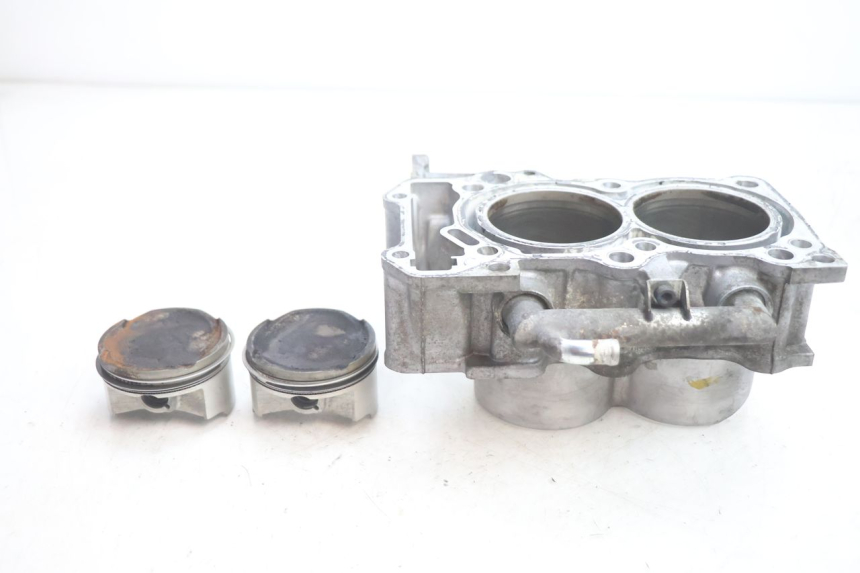 photo de CILINDRO PISTON SUZUKI BURGMAN EXECUTIVE ABS 650 (2006 - 2012) - Otra perspectiva