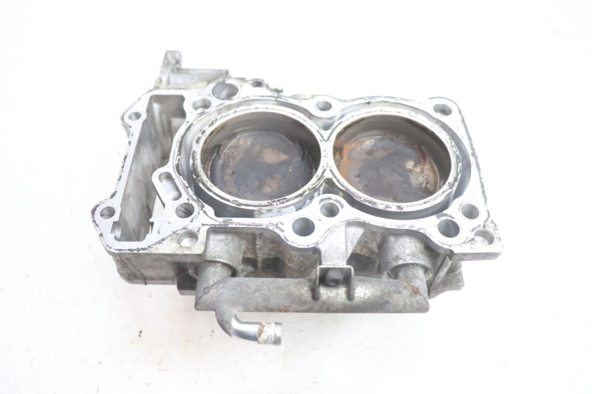 photo de CILINDRO PISTON SUZUKI BURGMAN EXECUTIVE ABS 650 (2006 - 2012) - Primer plano técnico