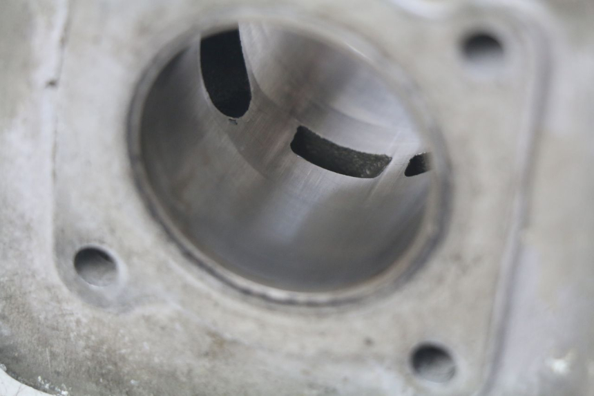 photo de CILINDRO PISTÓN PEUGEOT BUXY 50 (1993 - 1998) - Detalles de los puntos de fijación