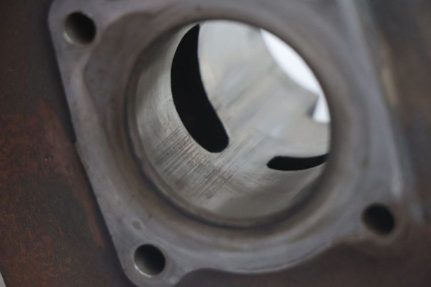 photo de CILINDRO PISTÓN PEUGEOT BUXY 50 (1993 - 1998) - Detalles de los puntos de fijación