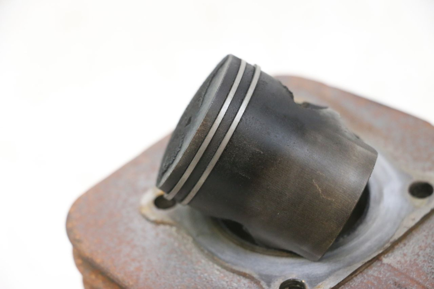photo de CILINDRO PISTON PEUGEOT CITYSTAR 2T 50 (2018 - 2021) - Zoom calidad de ocasión