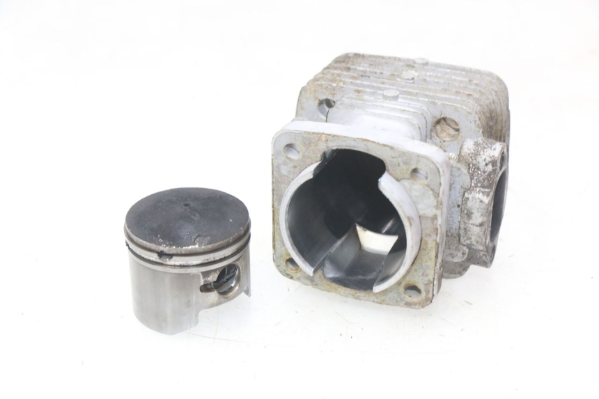 photo de CILINDRO PISTÓN POCKET BIKE CROSS 50 - Zoom estado de uso