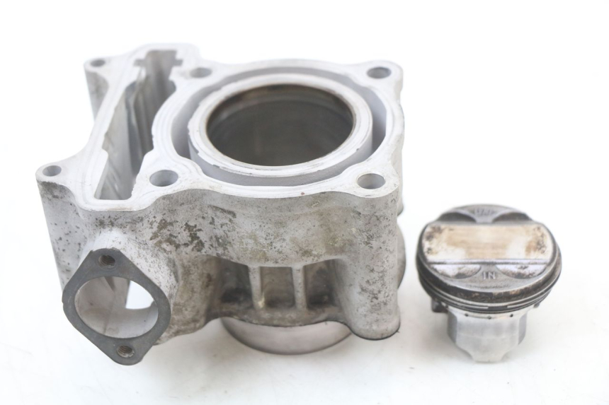 photo de CILINDRO PISTON KYMCO DINK STREET 125 (2009 - 2014) - Zoom estado de uso