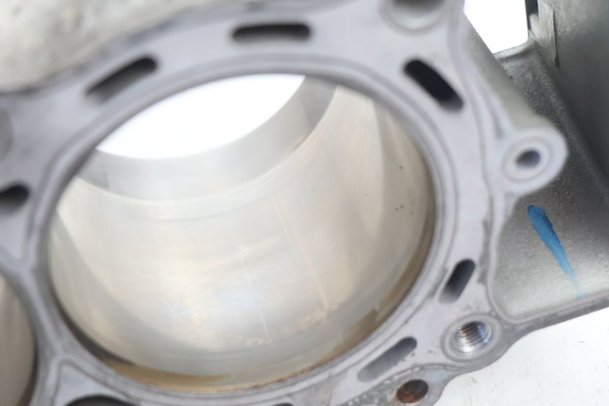 photo de CILINDRO PISTON KAWASAKI ER-6 ER6 N 650 (2005 - 2009) - Ángulo de visión alternativo