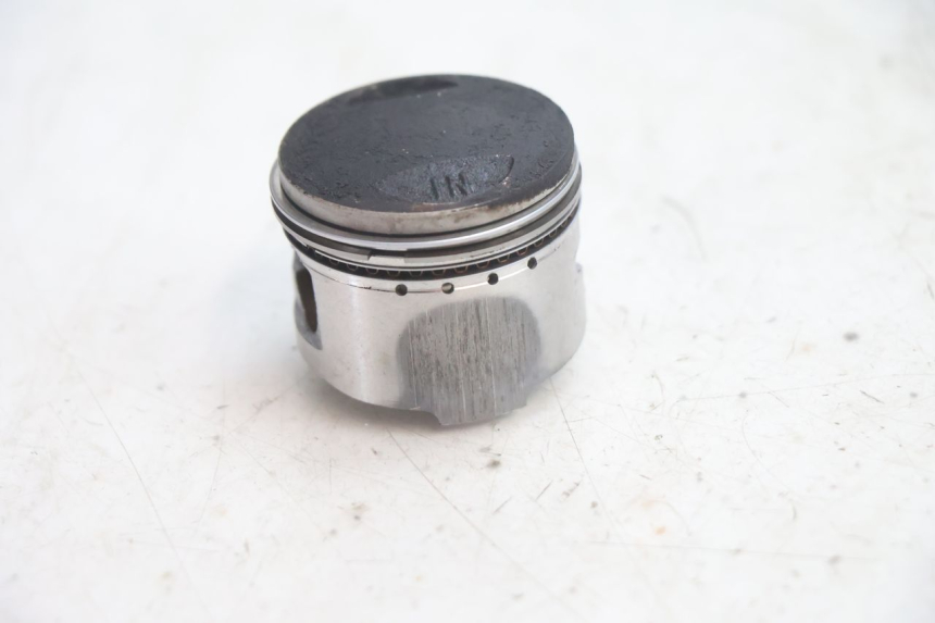 photo de CILINDRO PISTON JM MOTORS EVOLIS 4T 50 (2018 - 2022) - Primer plano de alta resolución