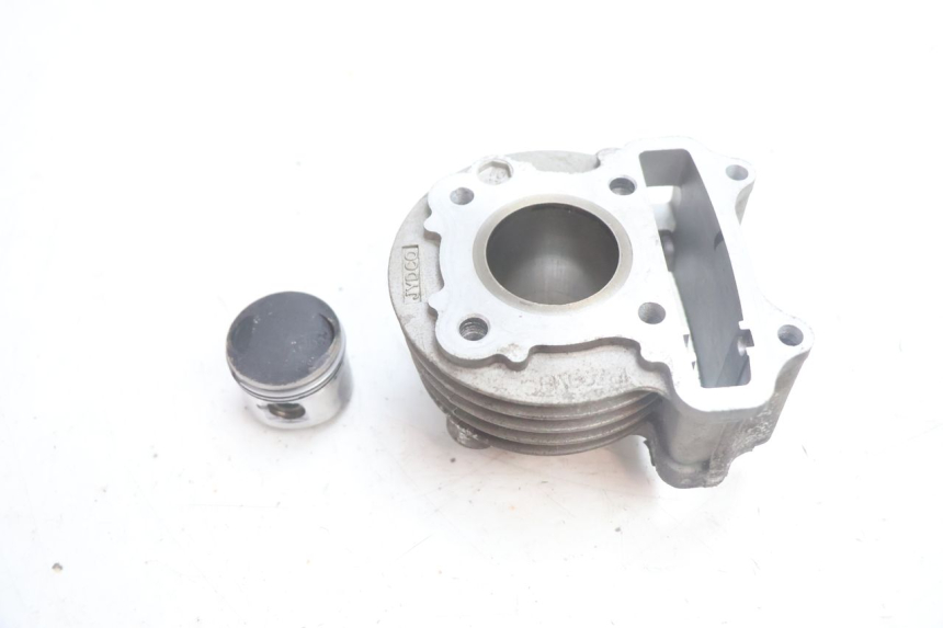 photo de CILINDRO PISTON JM MOTORS EVOLIS 4T 50 (2018 - 2022) - Zoom estado de uso